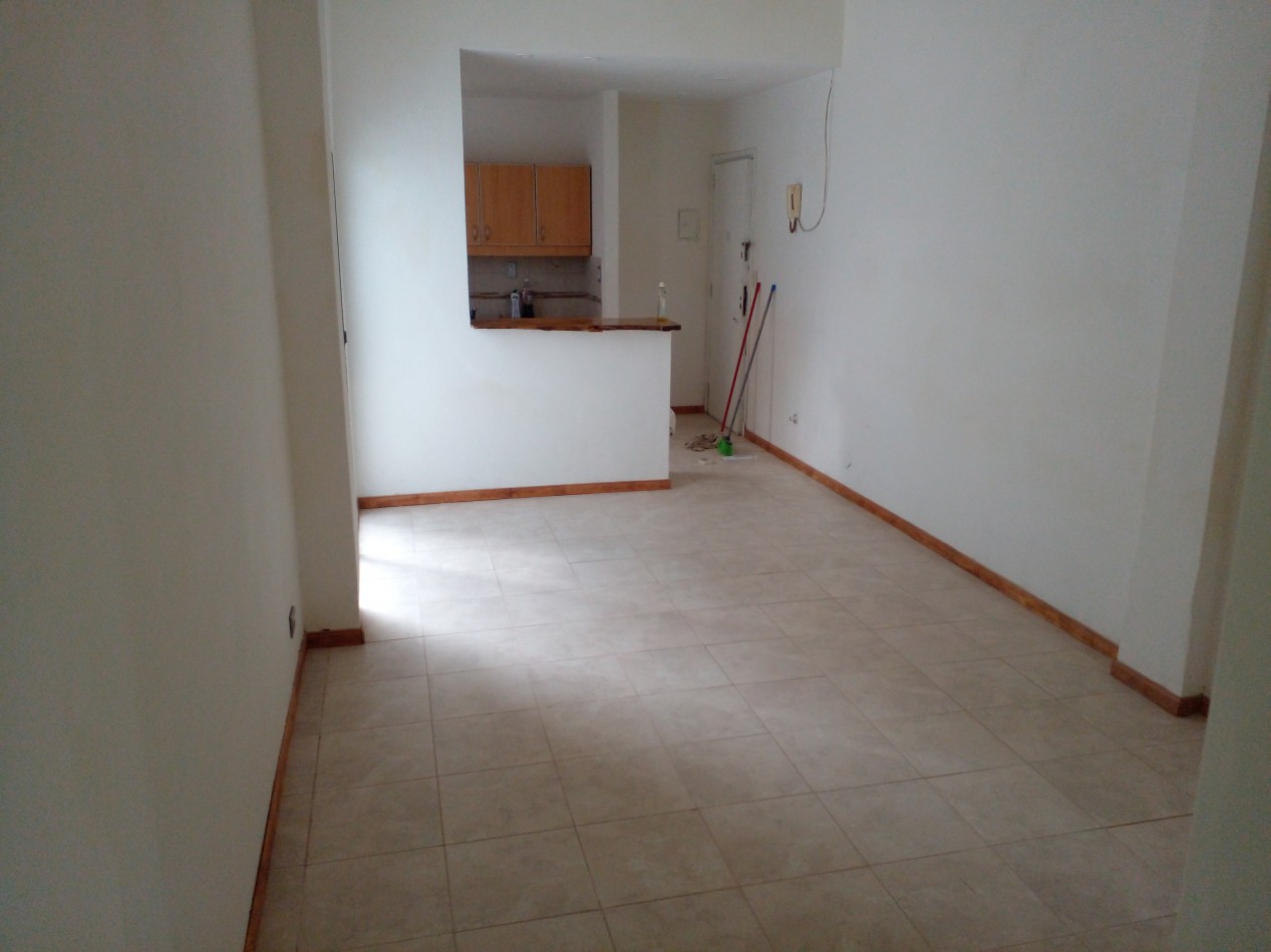 Villa Luro - PH 2 ambientes con patio - Miranda 5371 - PB