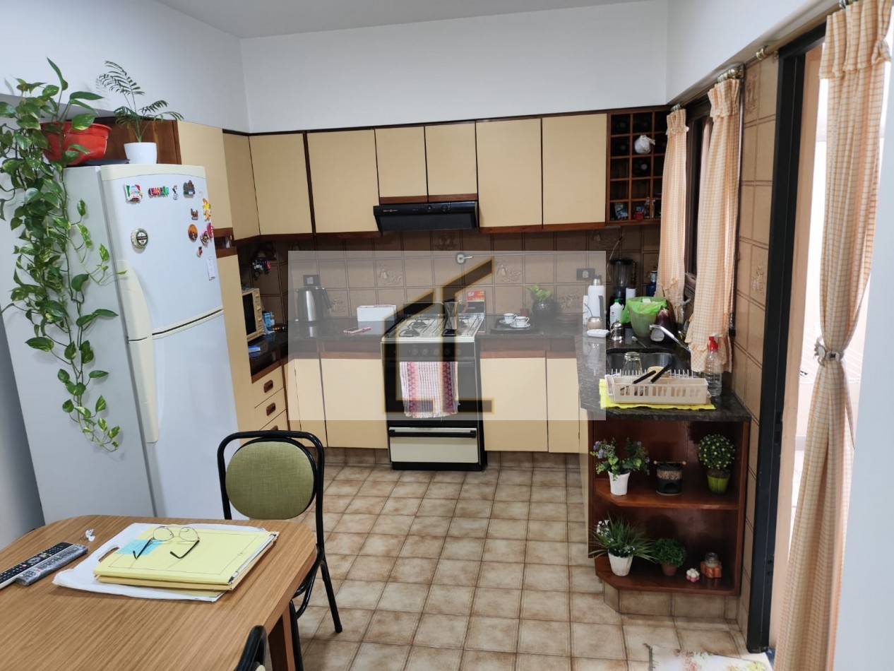 Galpon/Local con Vivienda - Mansilla al 600 - Lomas del Mirador - PBA