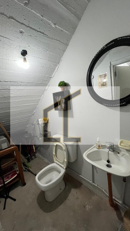 Galpon/Local con Vivienda - Mansilla al 600 - Lomas del Mirador - PBA