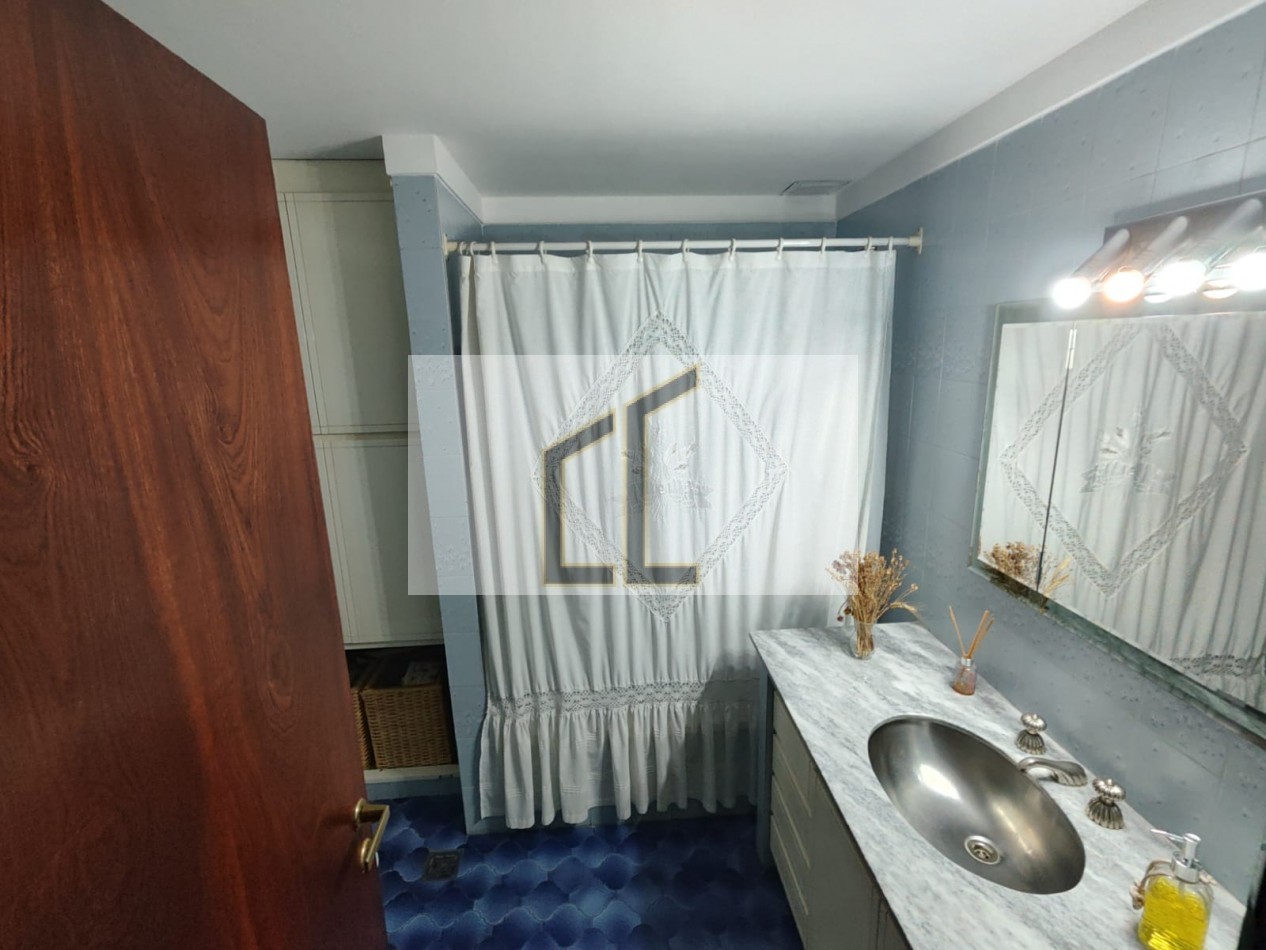 Galpon/Local con Vivienda - Mansilla al 600 - Lomas del Mirador - PBA